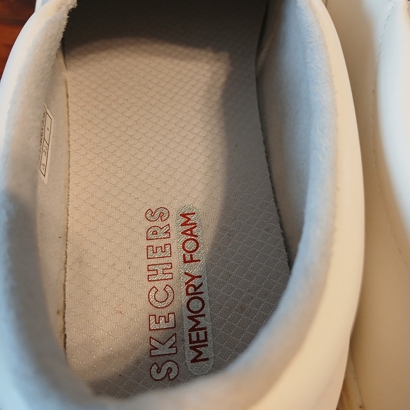 Skechers Women's Goldie Plane Jane Slip On Sneakers Size 11 - Picture 8 of 11